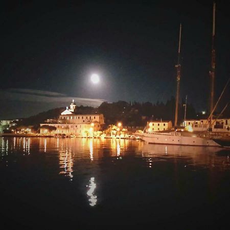 Mare & Monti Villa Portovenere Bagian luar foto